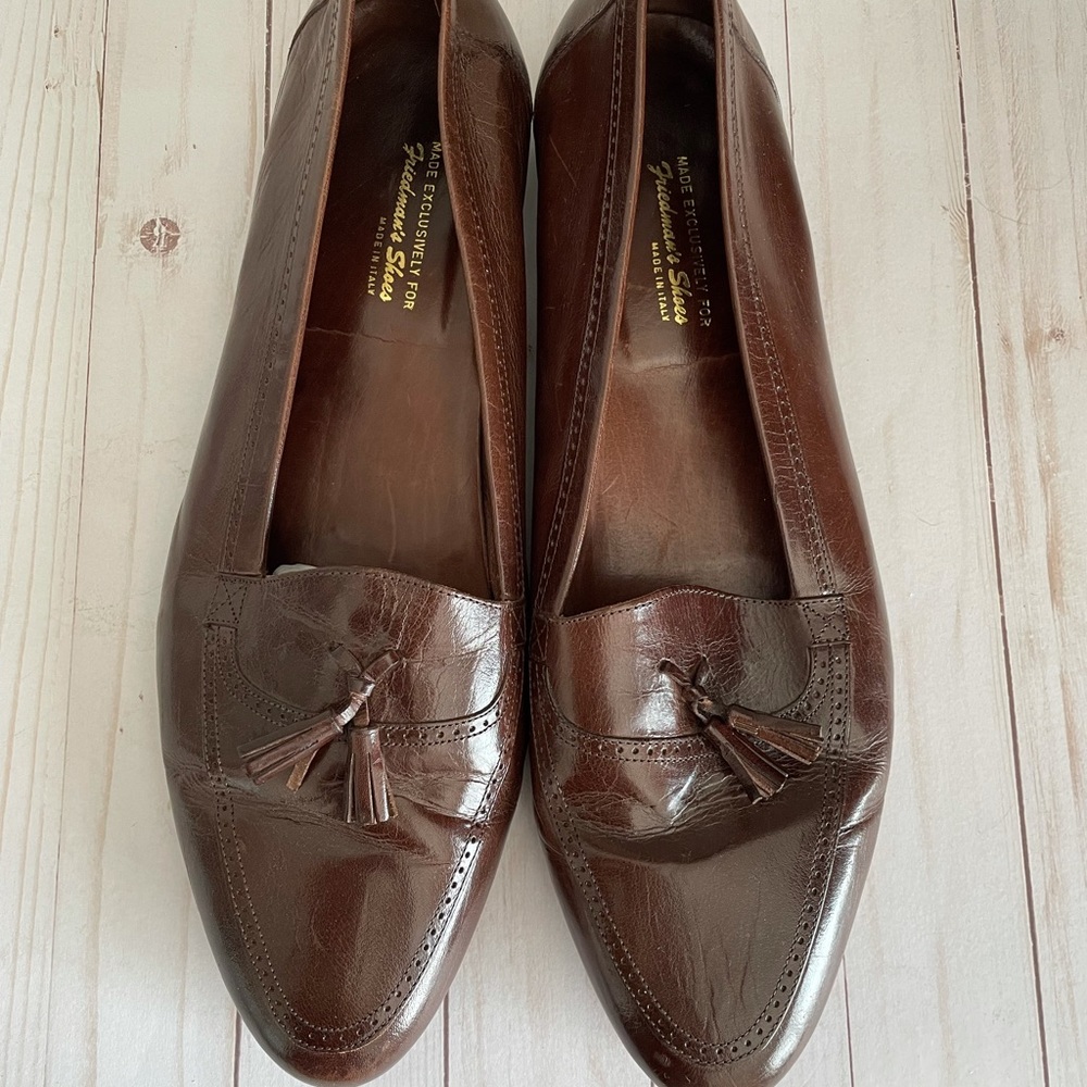 Friedman’s men’s size 17 Italian leather shoe. $55